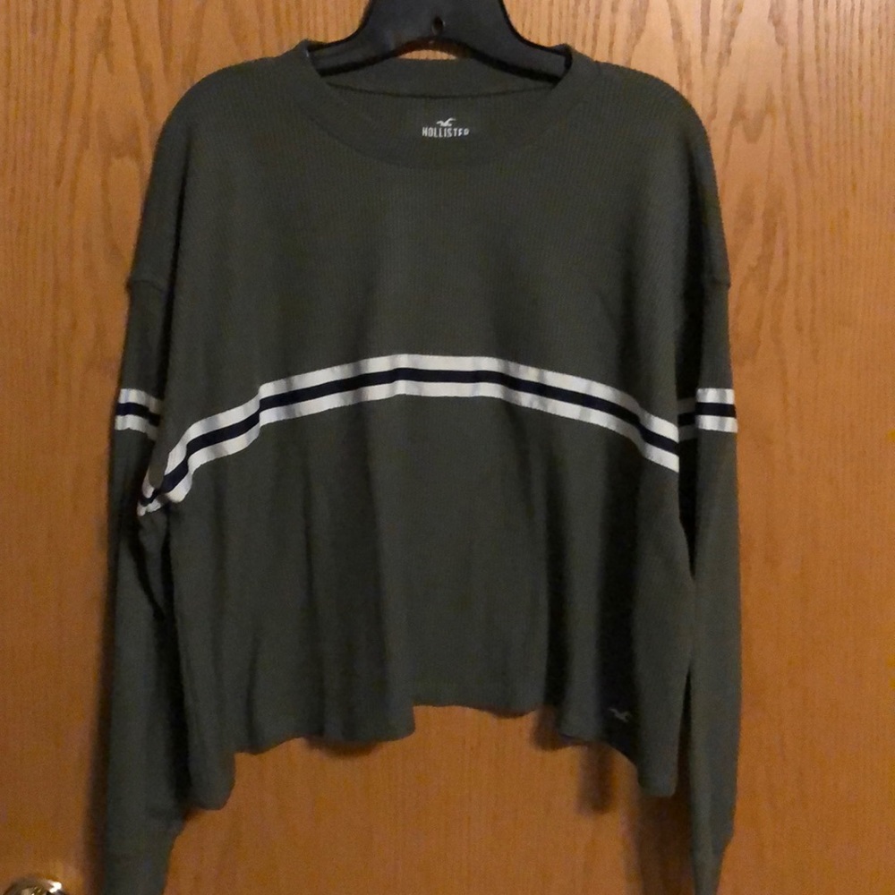 Hollister crop sweater - excellent condition!